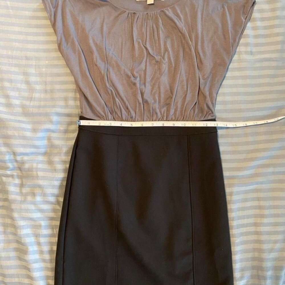 Loft Dress In Gray - Picture 6 of 6
